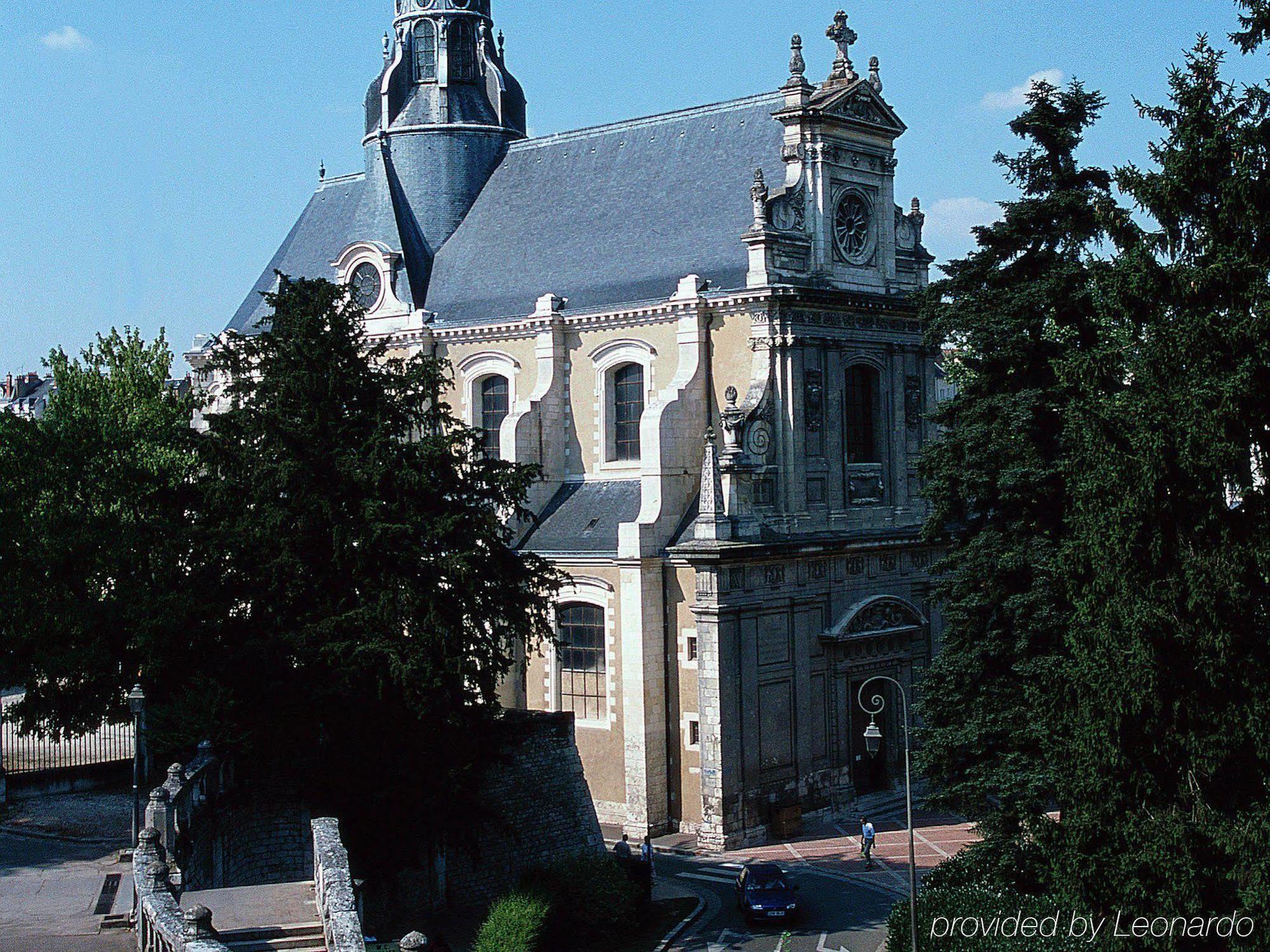 Ibis Styles Blois Centre Gare Hotel Exterior photo