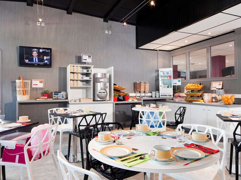 Ibis Styles Blois Centre Gare Hotel Restaurant photo